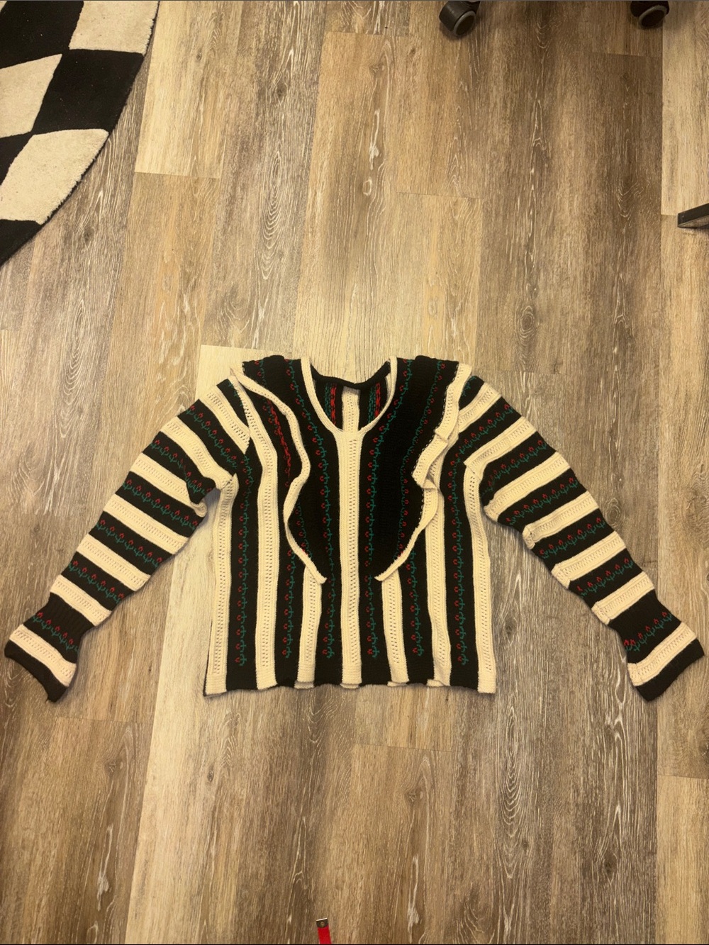 Women's Black cream Striped Sweater floral embroidery flounce bell sleeve Small